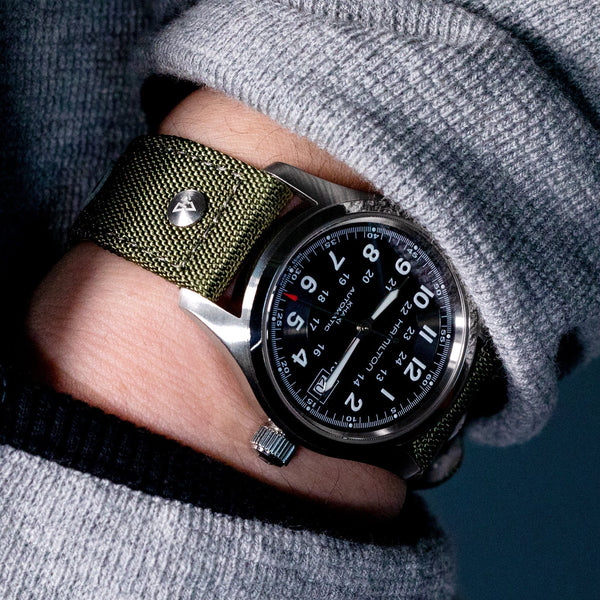 7-4827 HAMILTON KHAKI 955.422 腕時計 ブラック HAMILTON】カーキ フィールド オート「コール オブ デューティ」発売