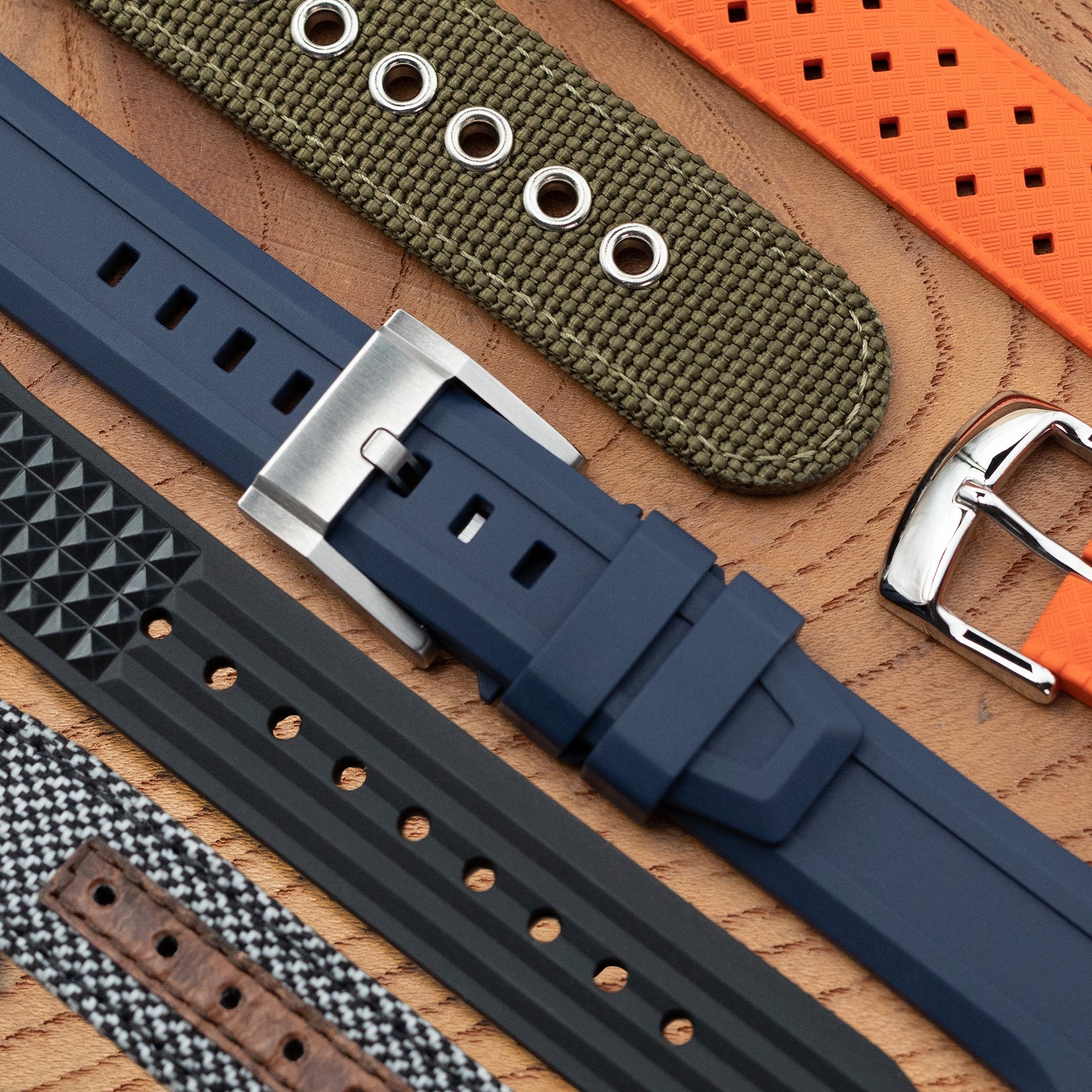 The Essential Guide to Pairing Watch Band Holes & Buckles | Strapcode
