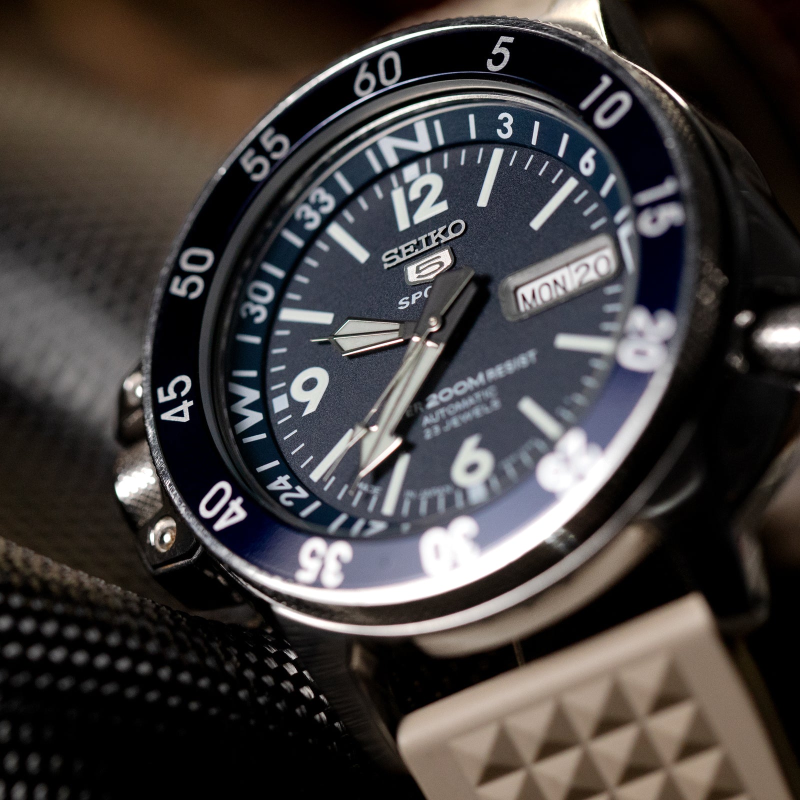 Seiko SRPG17K1 - Prospex Land Tortoise Automatic watch •