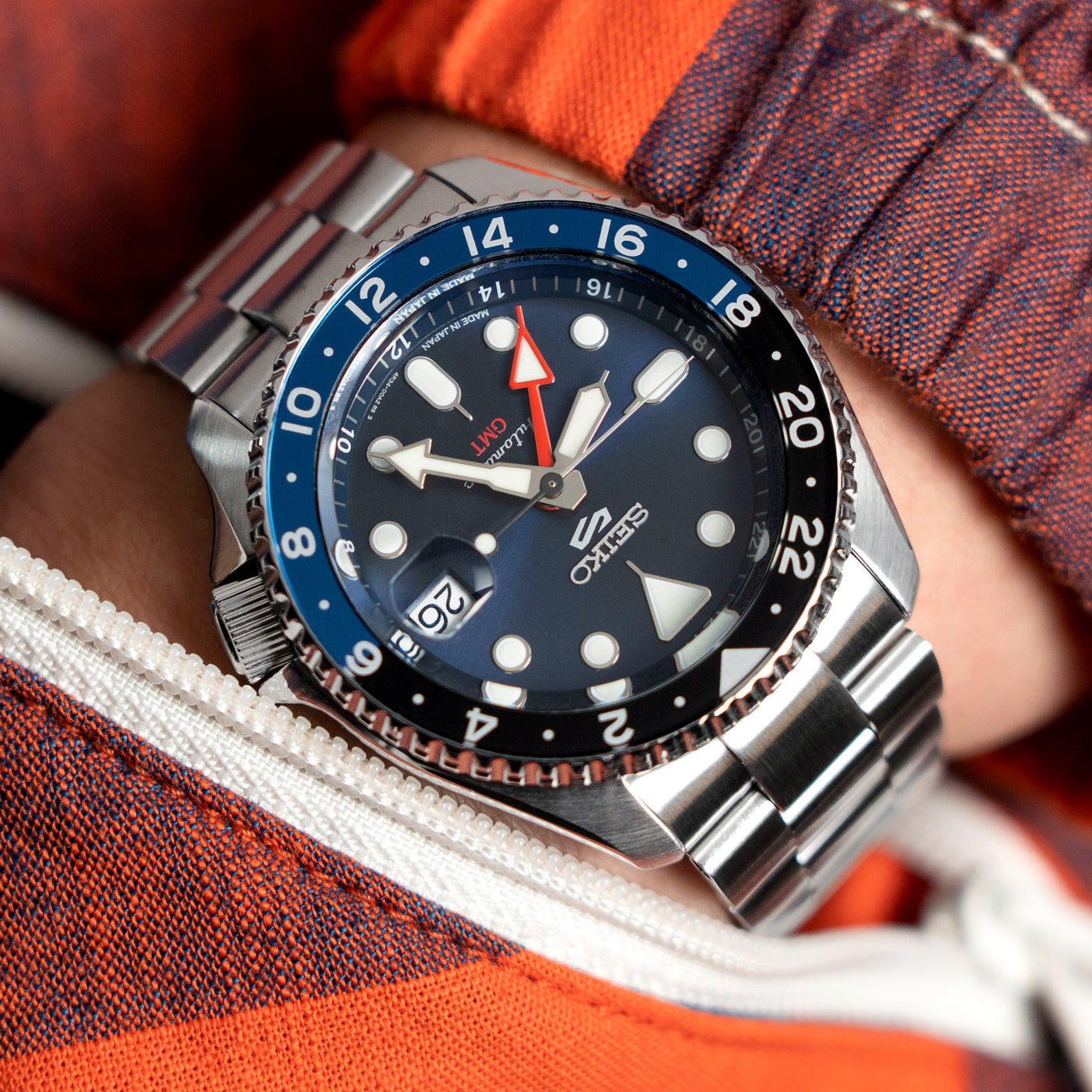 The Latest SEIKO 5 Sport GMT, the Best Watch Collection Bargain Ever ...