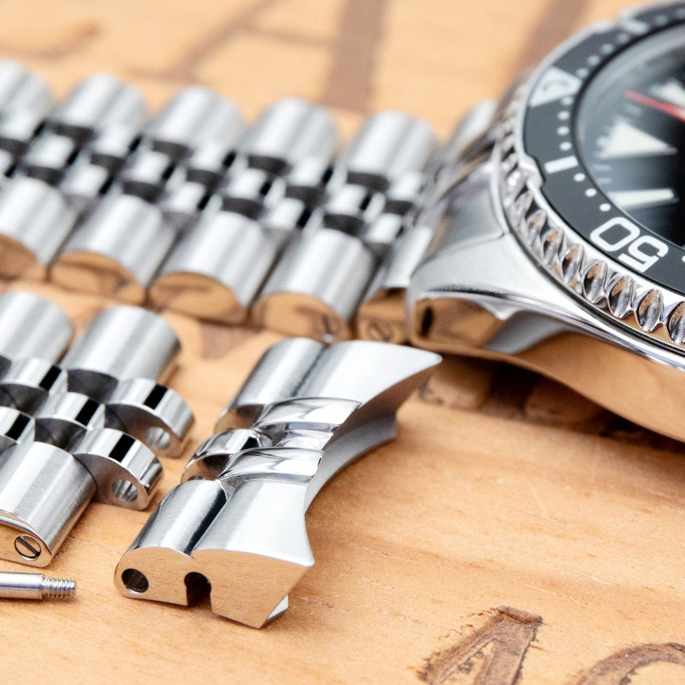 GEN 'R' Endlink - A Remarkable Upgrade for Orient Kamasu | Strapcode