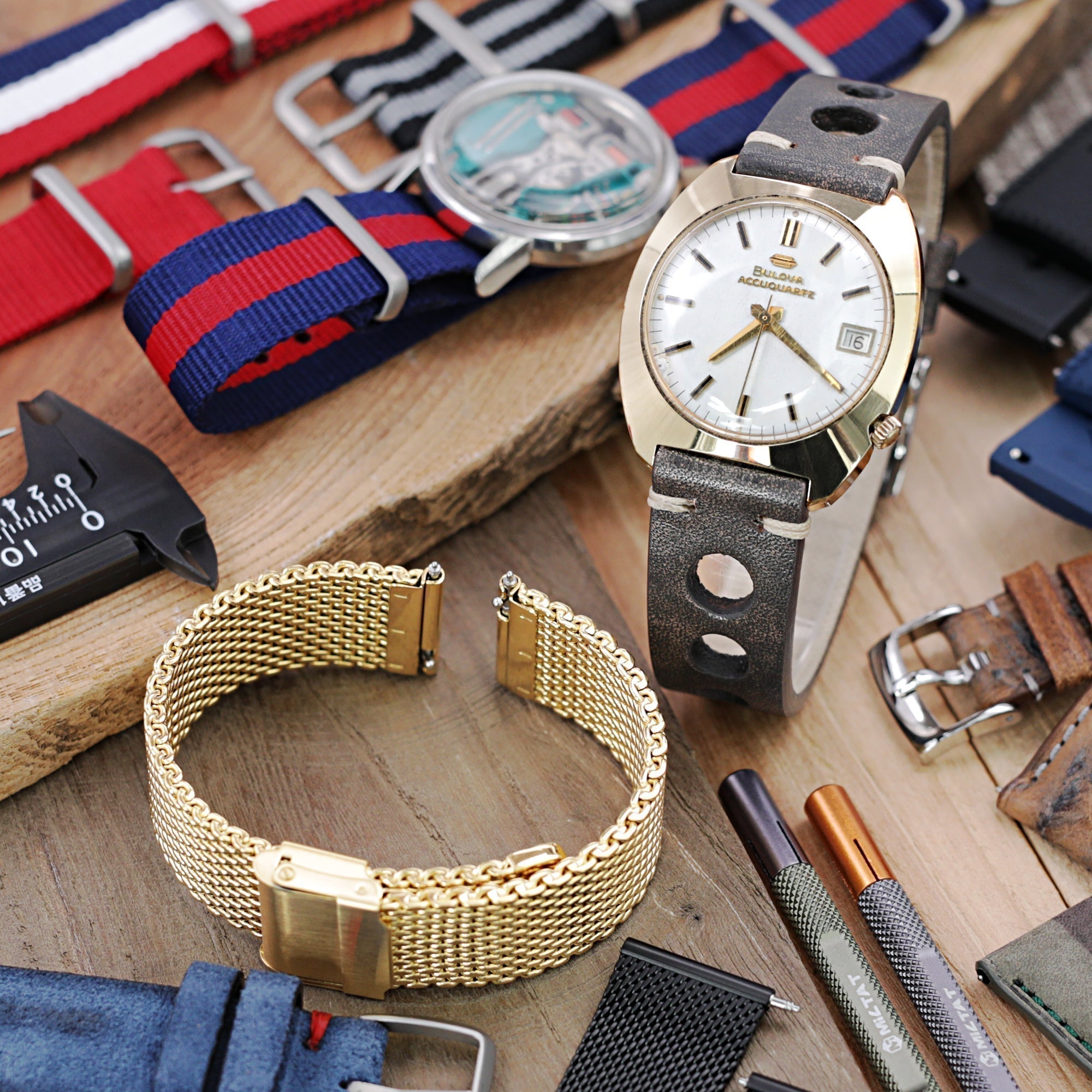 ブローバ アキュトロン N0 ACCUTRON メンズ腕時計 デイデイト Bulova Accutron: The Revolutionary Tuning Fork Watch Explained