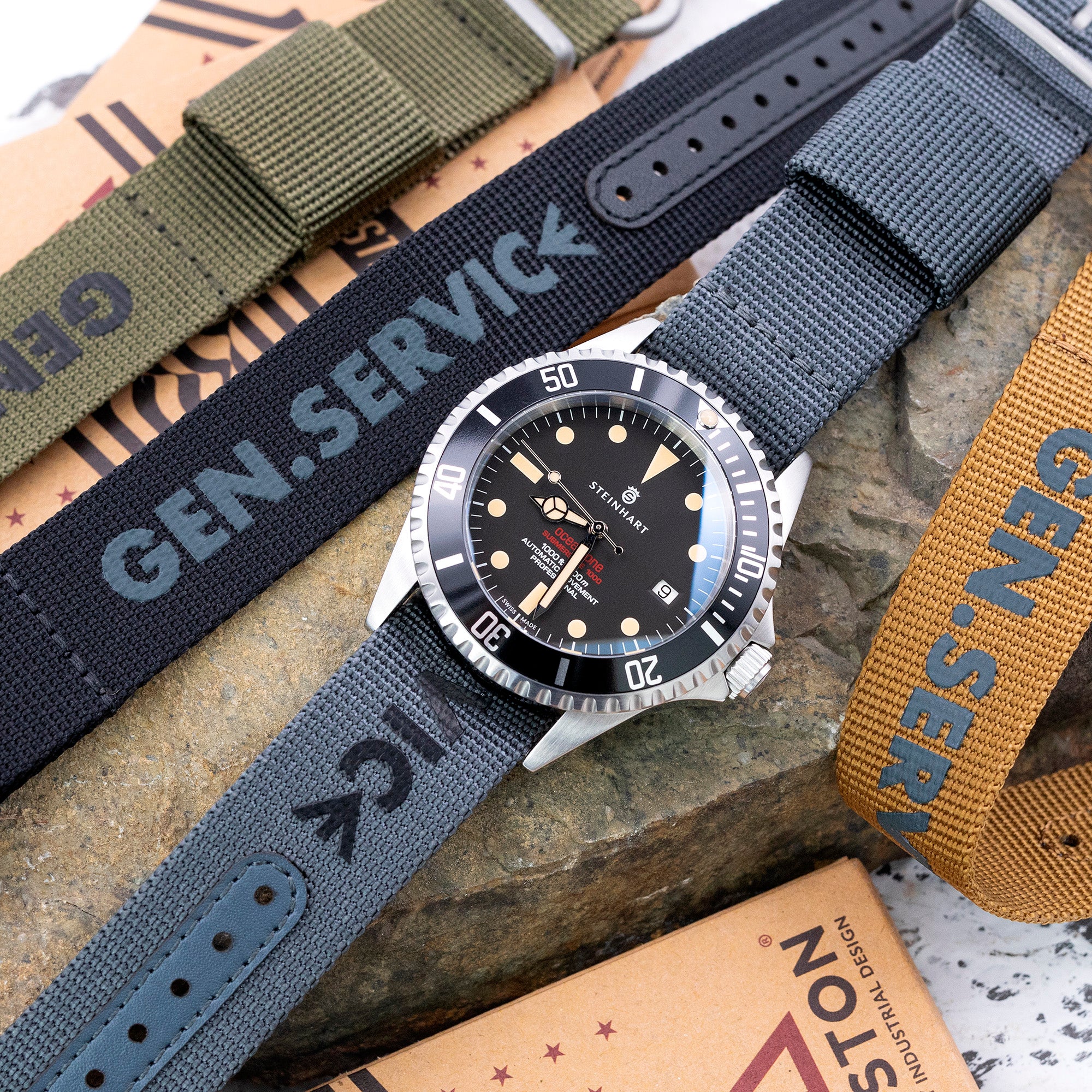 HAVESTON UK, A Heartful Military-themed Watch straps