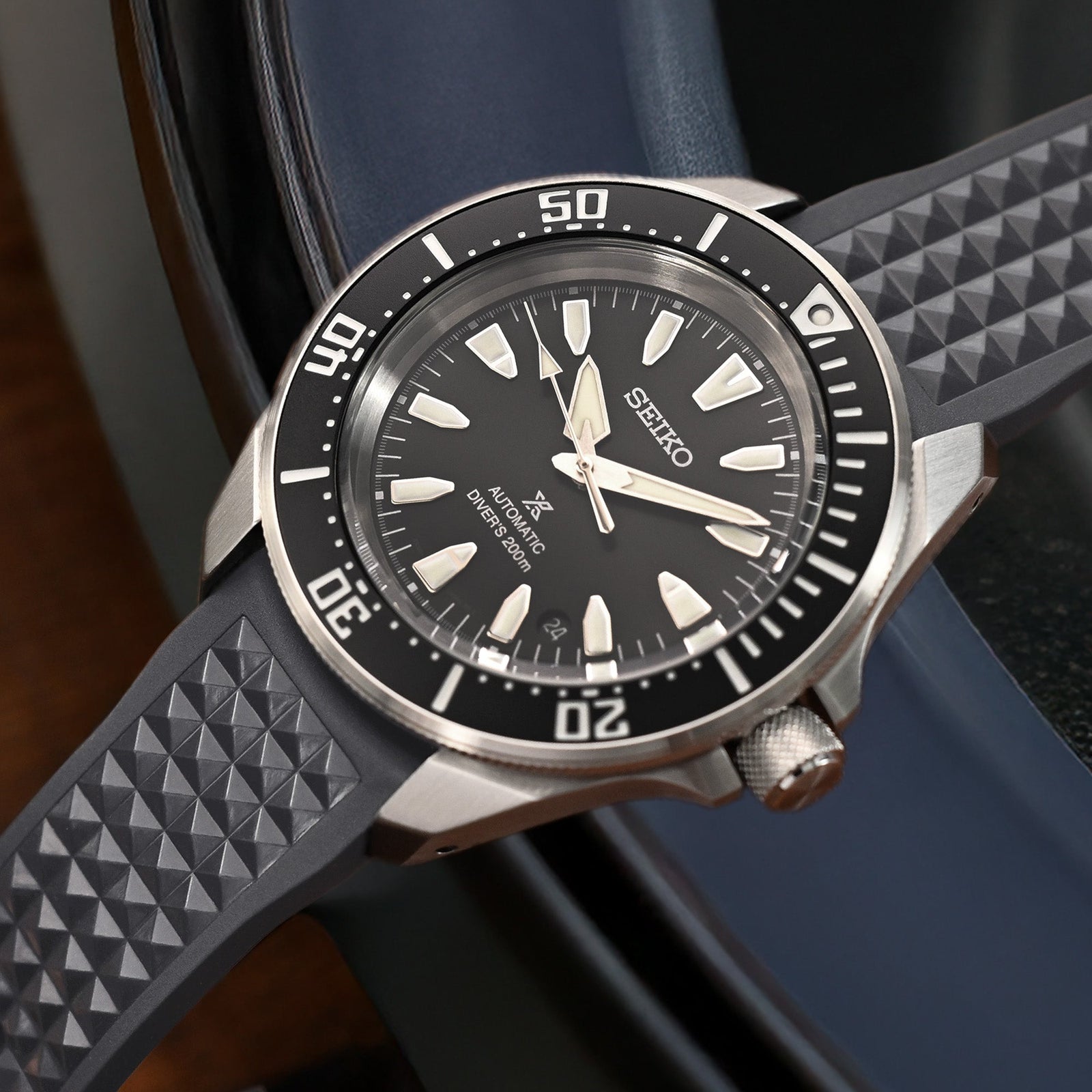 Mini Samurai Seiko Mini Samurai FKM Rubber Straps, Beat the Summer Heat | Strapcode