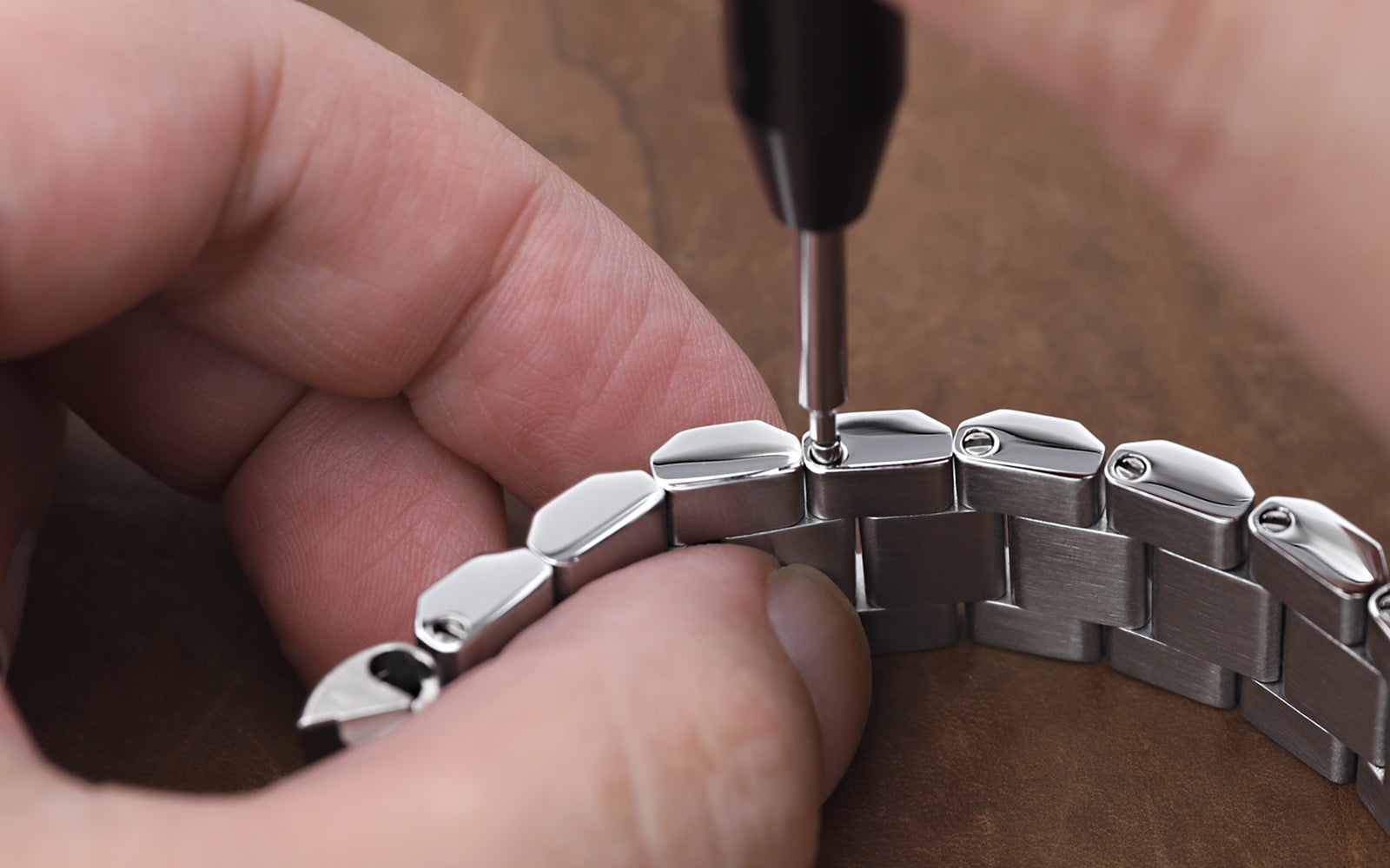 Watch Chain Screwdriver Watch Screwdrivers for Bracelet Adjustment & Watch Repair | Strapcode
