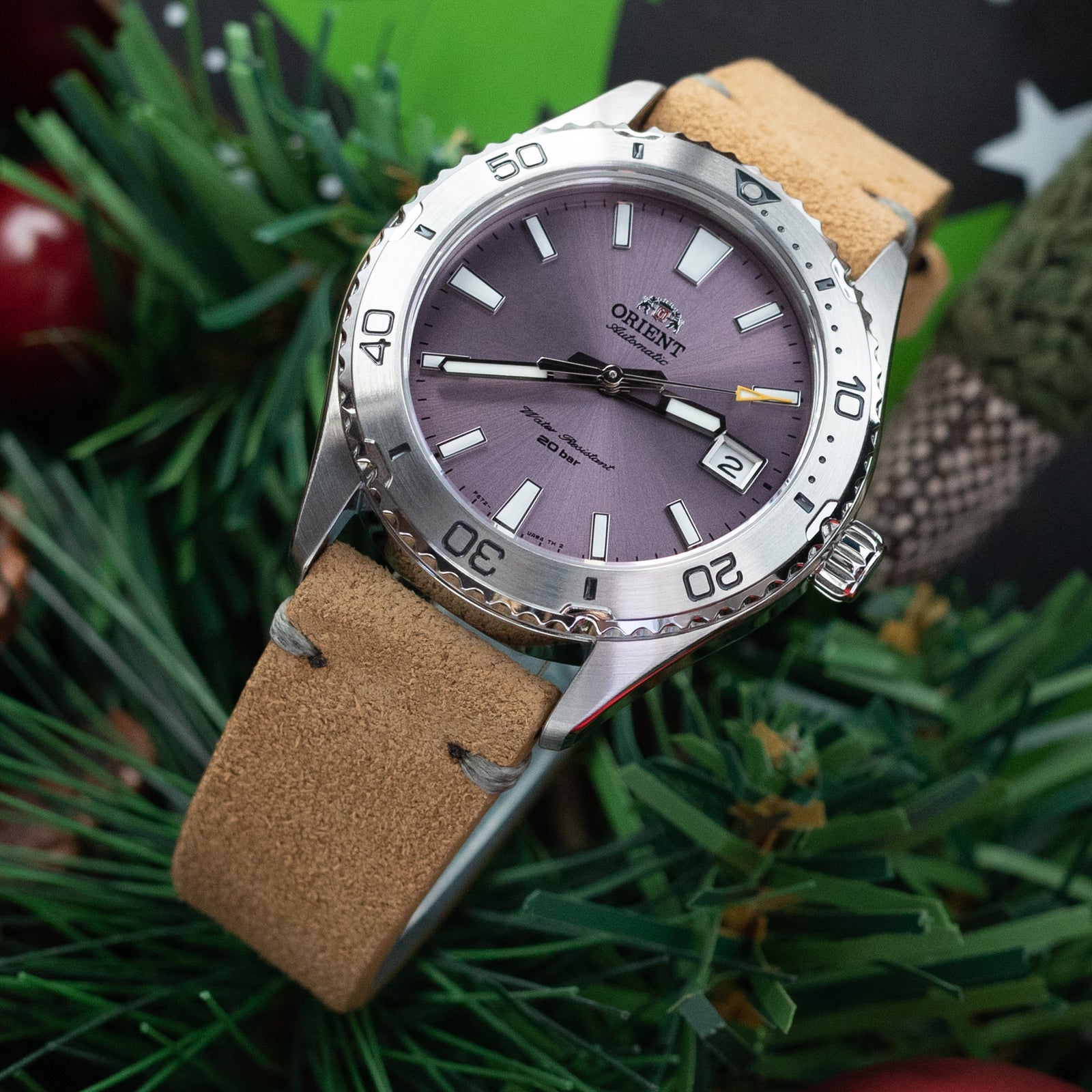 20mmまたは22mm カーキ クイックリリース イタリアンスエードレザー時計バンド、チャコールグレー St.