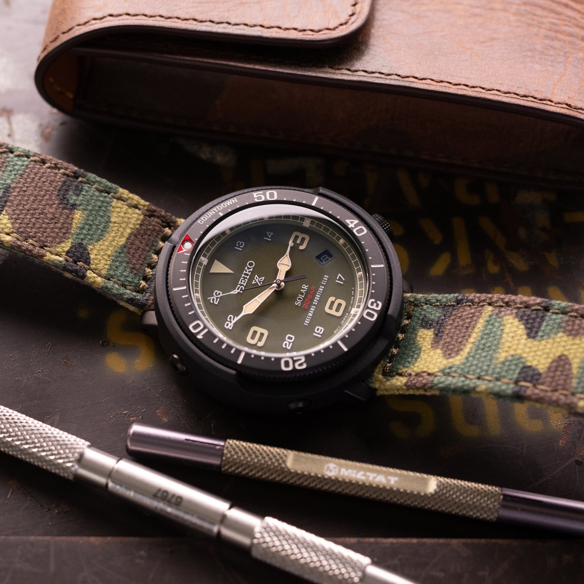 22mm MiLTAT WW2 2-piece ERDL Camouflage Canvas Watch Band with lockstitch round hole, Sandblasted