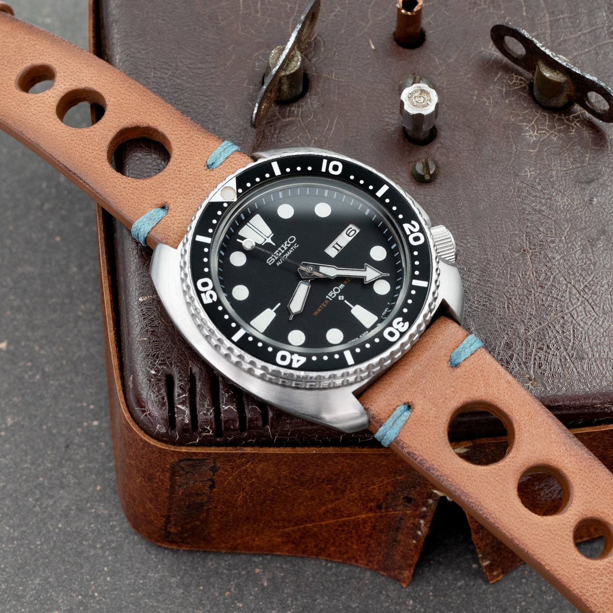 Q.R. 22mm ブラウン イタリアンハンドメイド レーサー レザーバンド、ブルーSt.