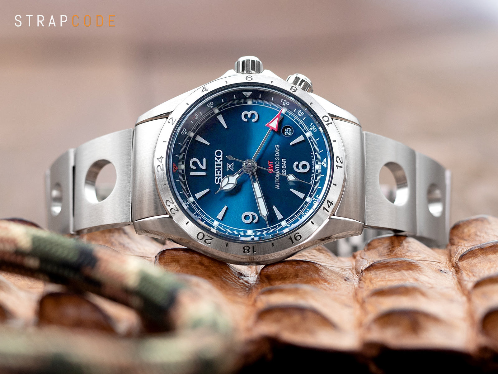 Seiko  Prospex Alpinist GMT Review by Strapcode