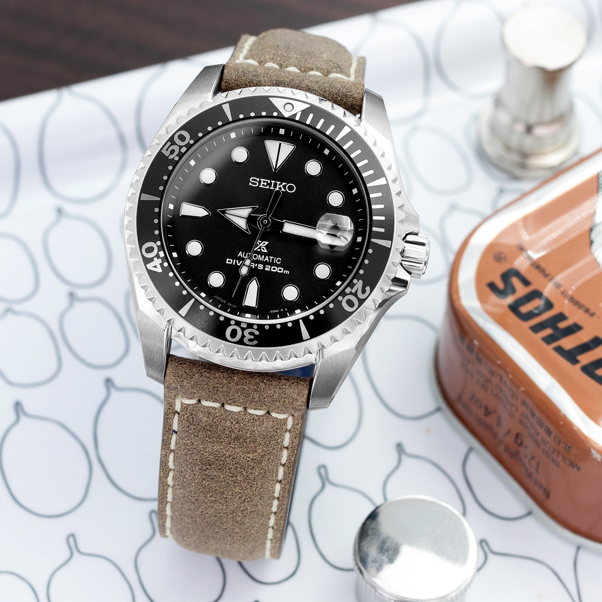 MiLTAT 21mm, 22mm Genuine Olive Brown Distressed Leather Watch Strap Extra Soft, Beige Stitching