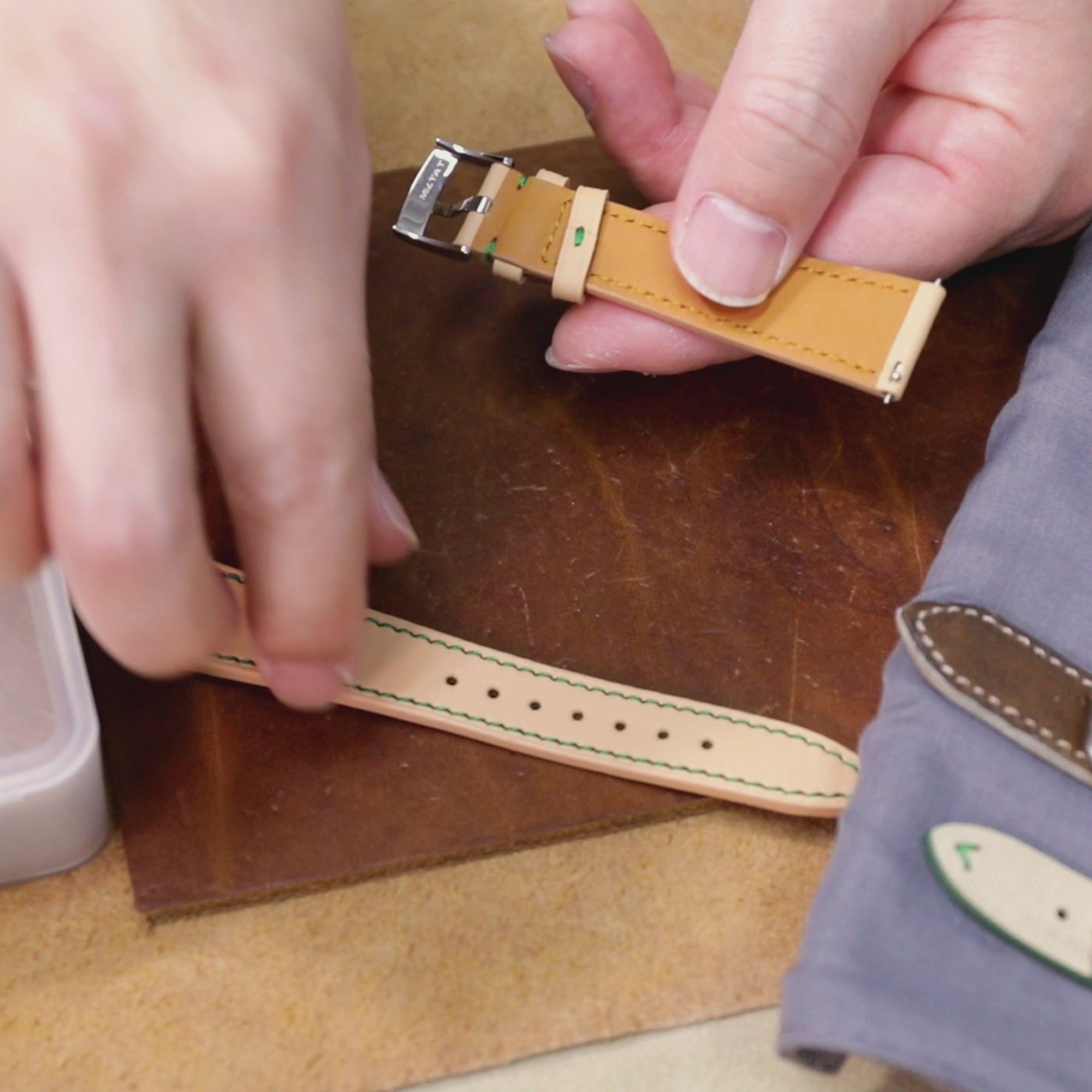 Kaki Wash Canvas Watch Band Roll Storage, 5 tasche per cinghia d'oro