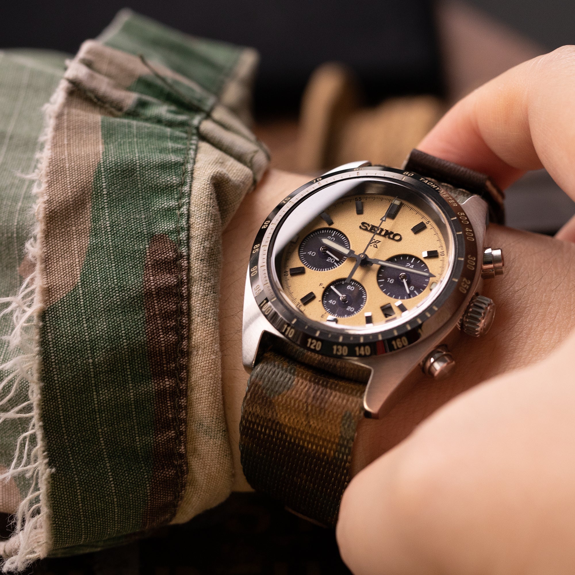 Seiko Speedtimer Panda chronograph SSC817 Gold Dial Seitona Strapcode watch bands