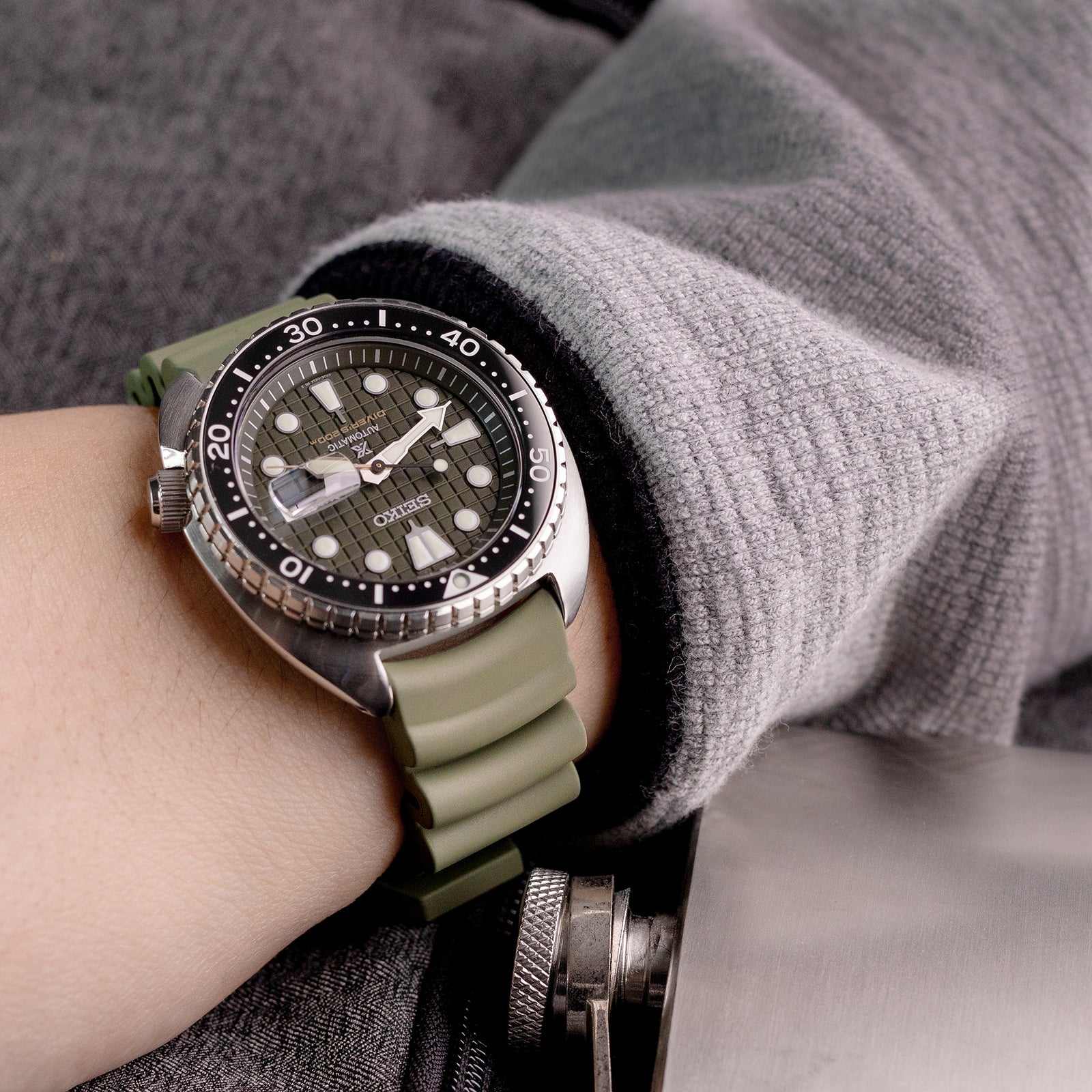格安SALEスタート！ Q.R. Strap Watch rubber FKM End Cuved Resilient Firewave 首輪・ハーネス・リード