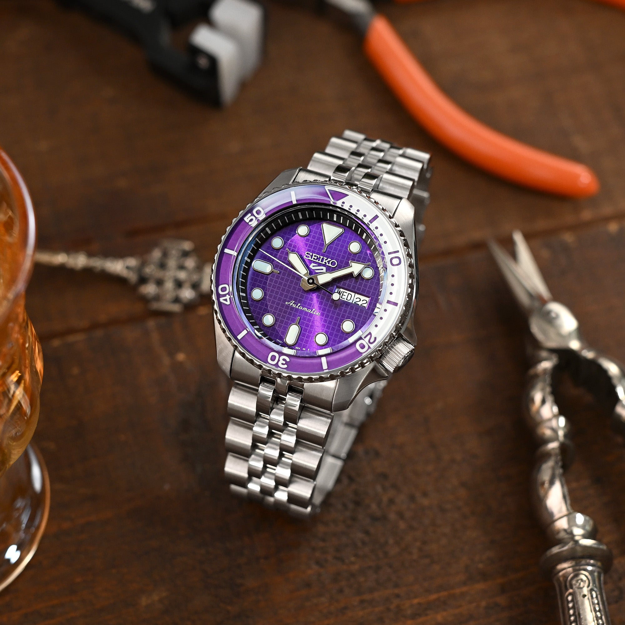 MiLTAT StrapXPro rubberen horlogeband compatibel met Seiko 5 Sport 5KX SRPD55 GMT SSK001, blauw, Man's size, Rubber, Agaat MiLTAT StrapXPro rubberen horlogeband compatibel met Seiko 5 Sport 5KX SRPD55 GMT SSK001, blauw, Man's size, Rubber, Agaat