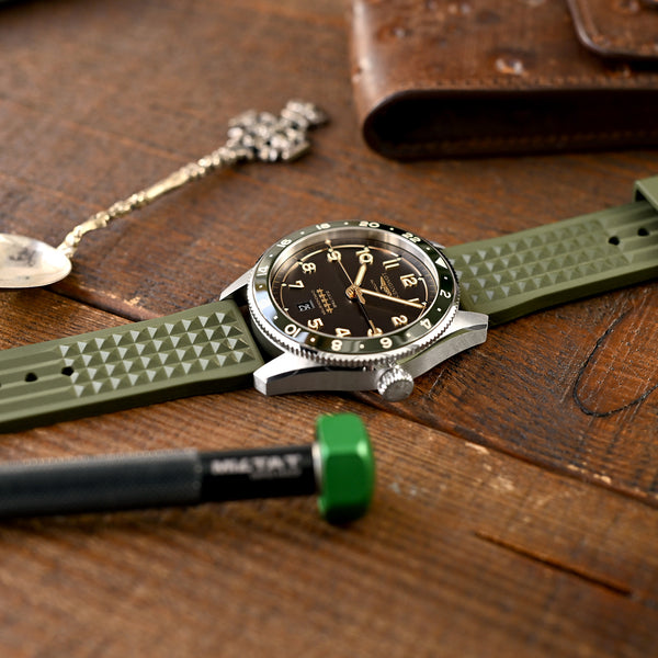 watch-bands-strapcode-2-FKM06I