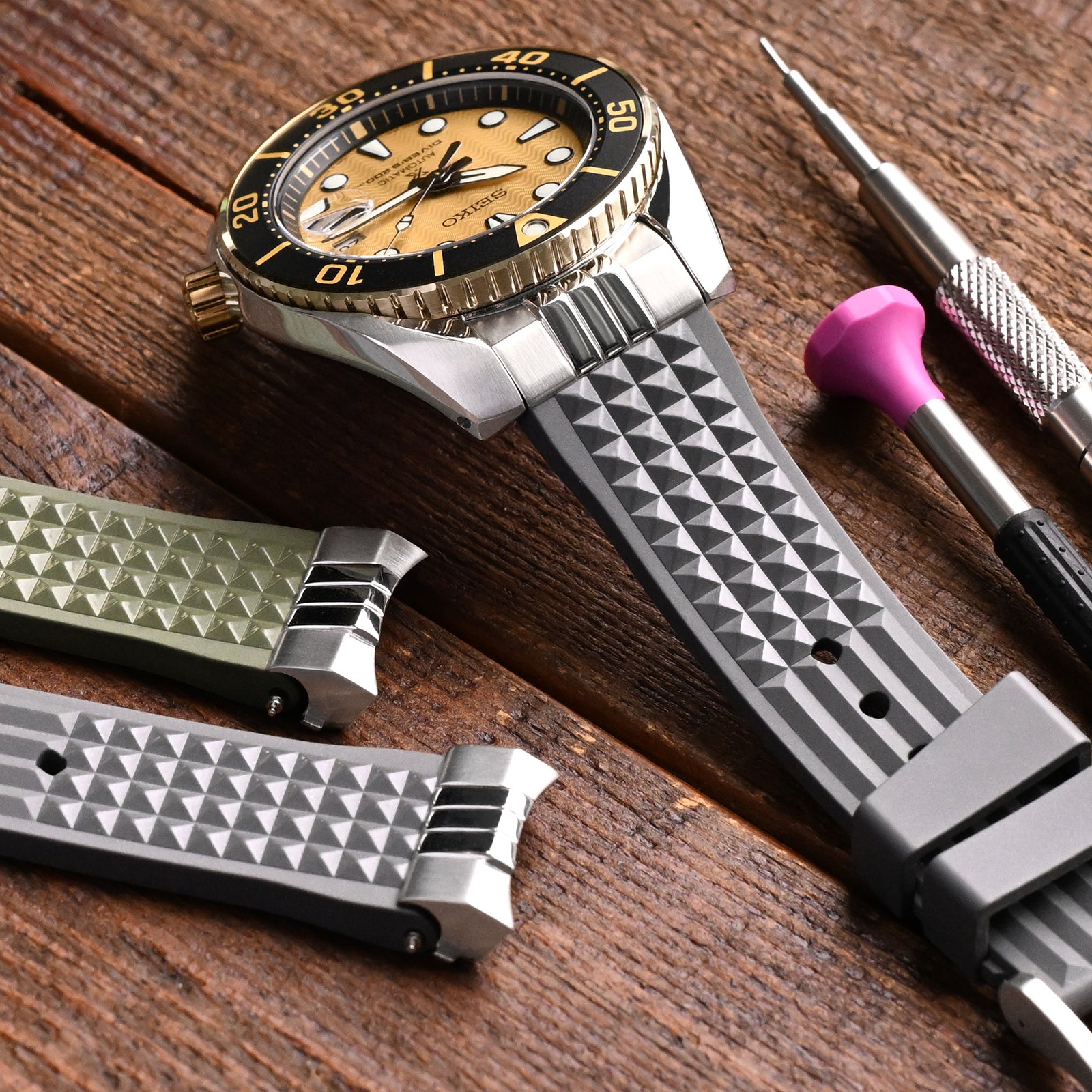 Seiko Sumo Curved End Replacement Bands | Strapcode