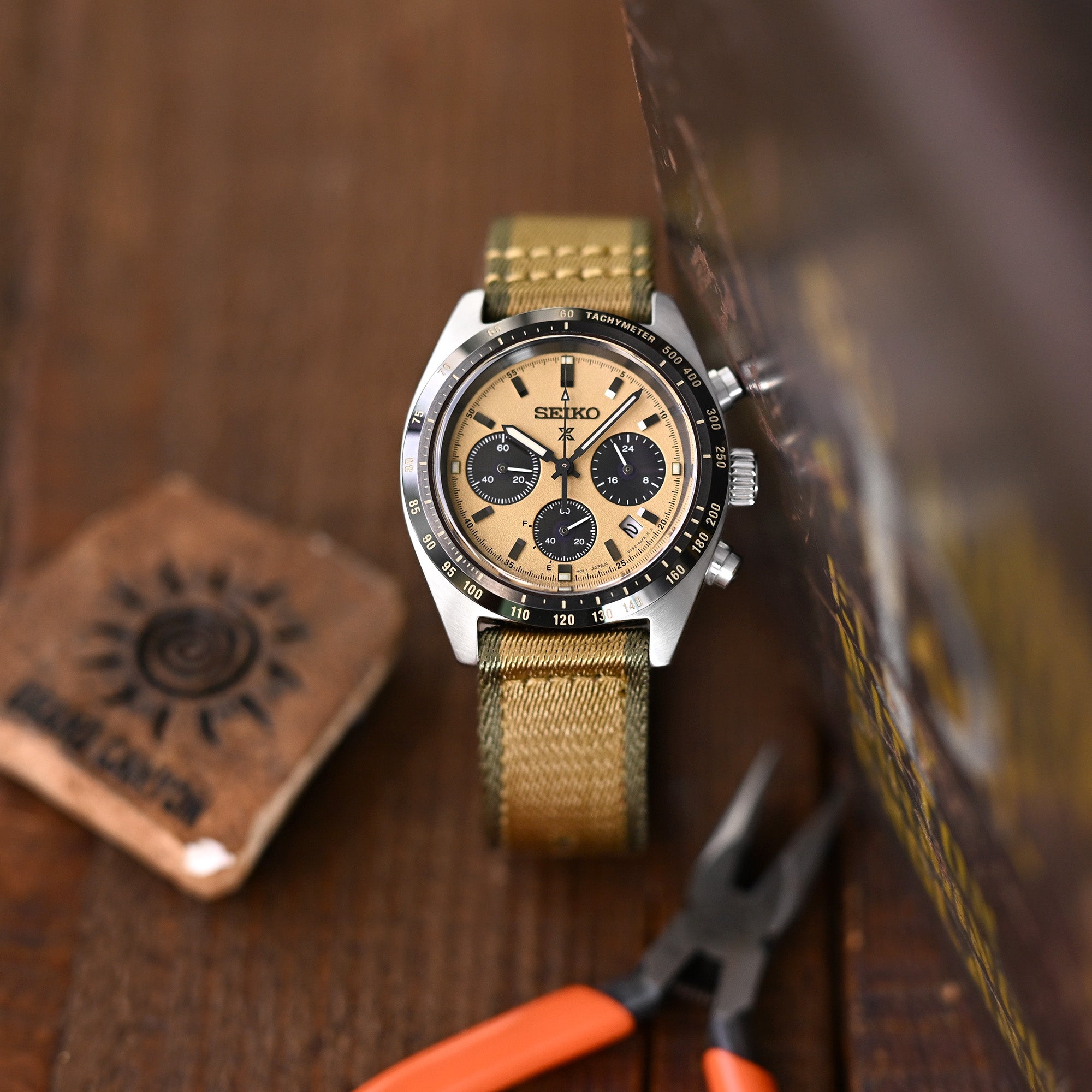 Seiko Speedtimer Panda chronograph SSC817 Gold Dial Seitona Strapcode watch bands