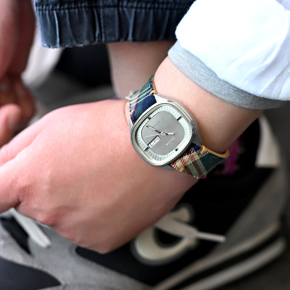 20mm MiLTAT Dundee Tartan Muster Uhrenarmband, braune Nähte