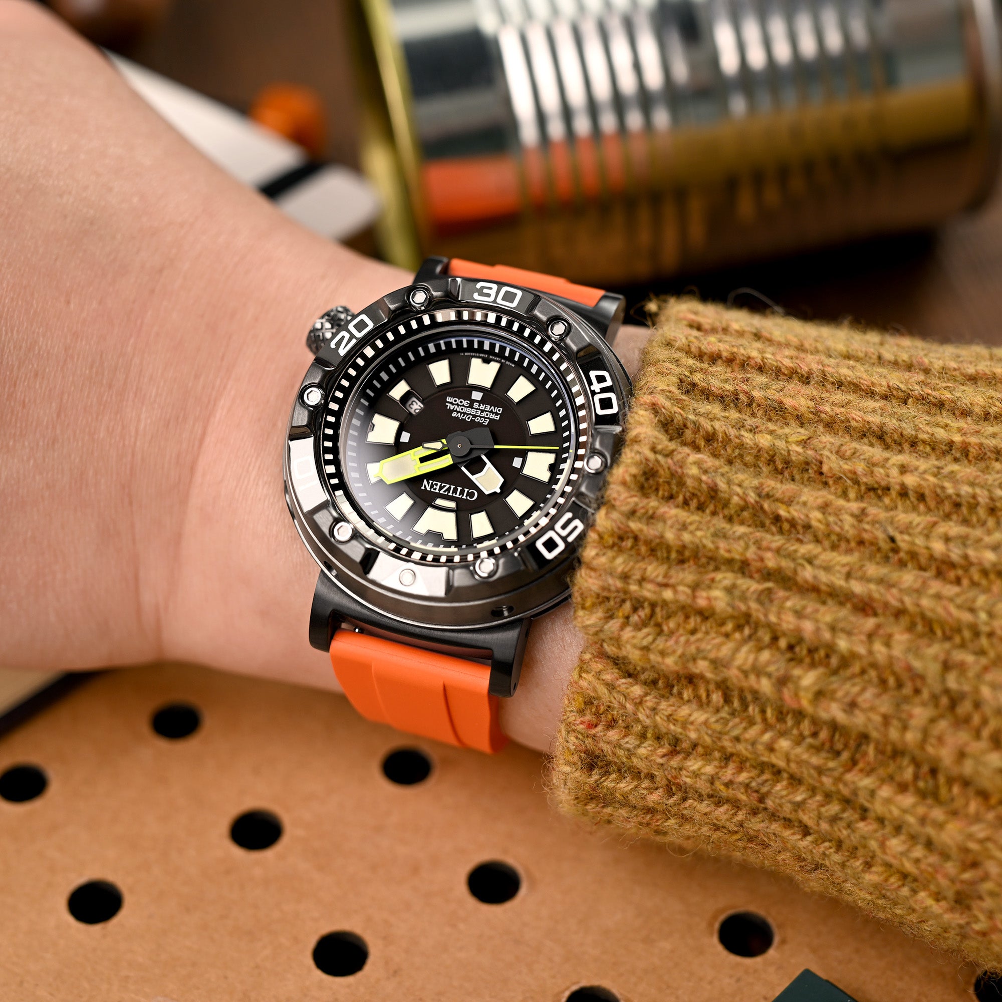20 / 22mm Quick Release Orange FKM Rubber watch strap | Strapcode