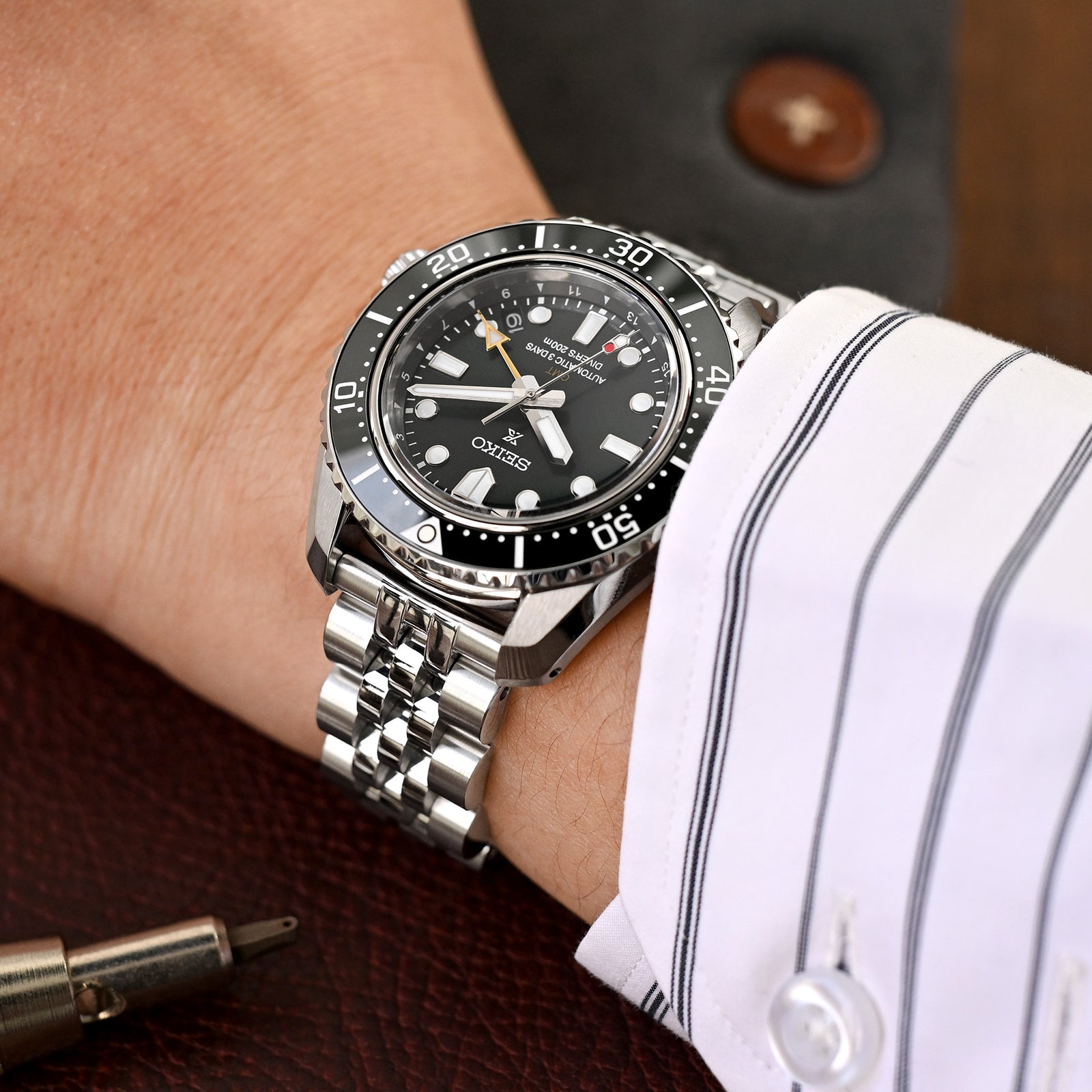 20mm Angus-J Louis 316L Stainless Steel Watch Bracelet Straight End Brushed Polished V-Clasp Strapcode Watch Bands