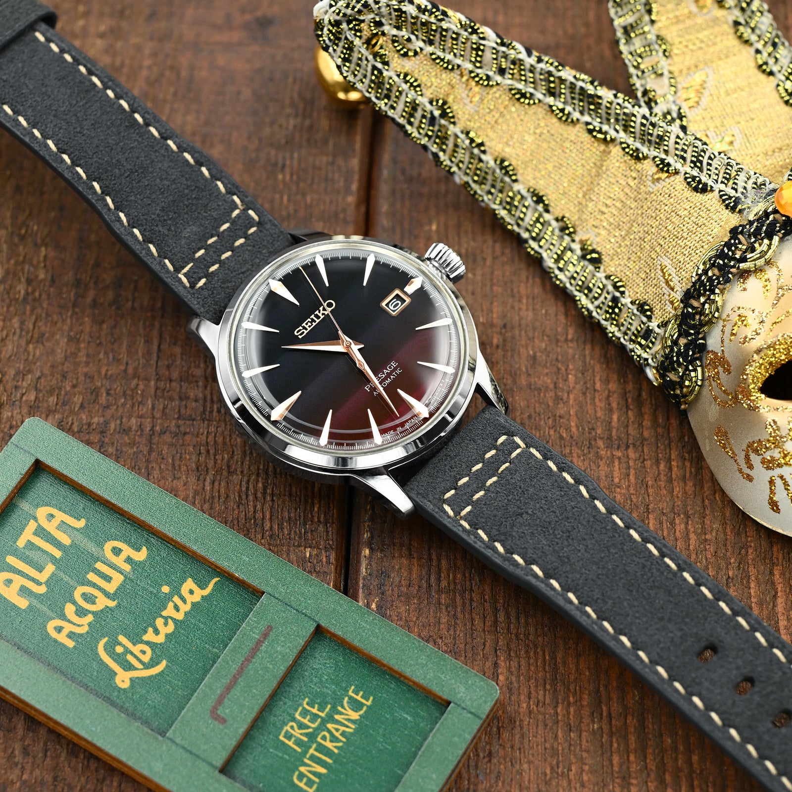 チャコールブラック・アルカンターラ生地クイックリリース時計バンド、ベージュステッチ、20mm・21mm・22mm