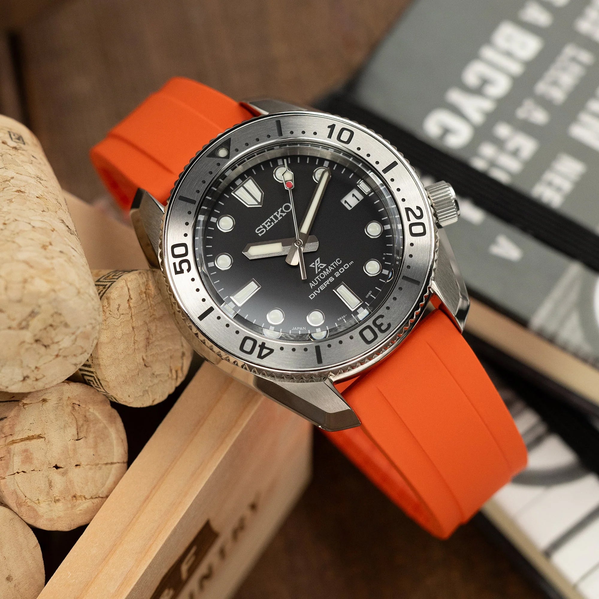 FKM27 Rubber Watch Strap Titanium Slinea Clasp Quick Release 6