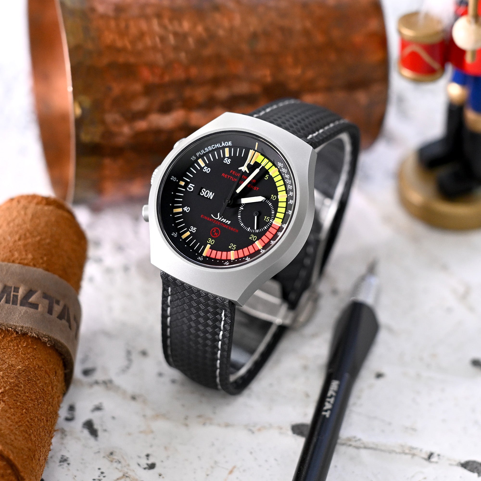 Black FKM37 Rubber Q.R. Deployant Watch Band, 20mm or 22mm | Strapcode