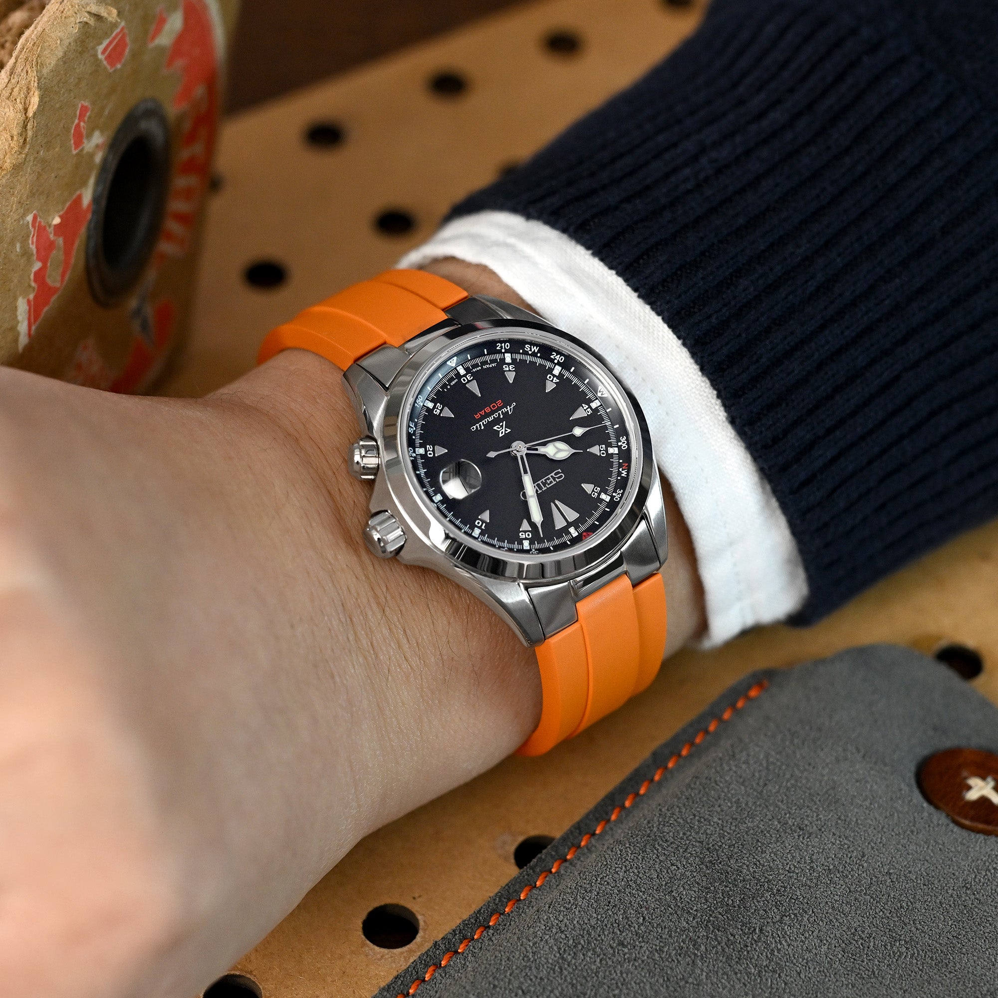 20mm Crafter Blue FKM Strap with Curved End Links For Seiko