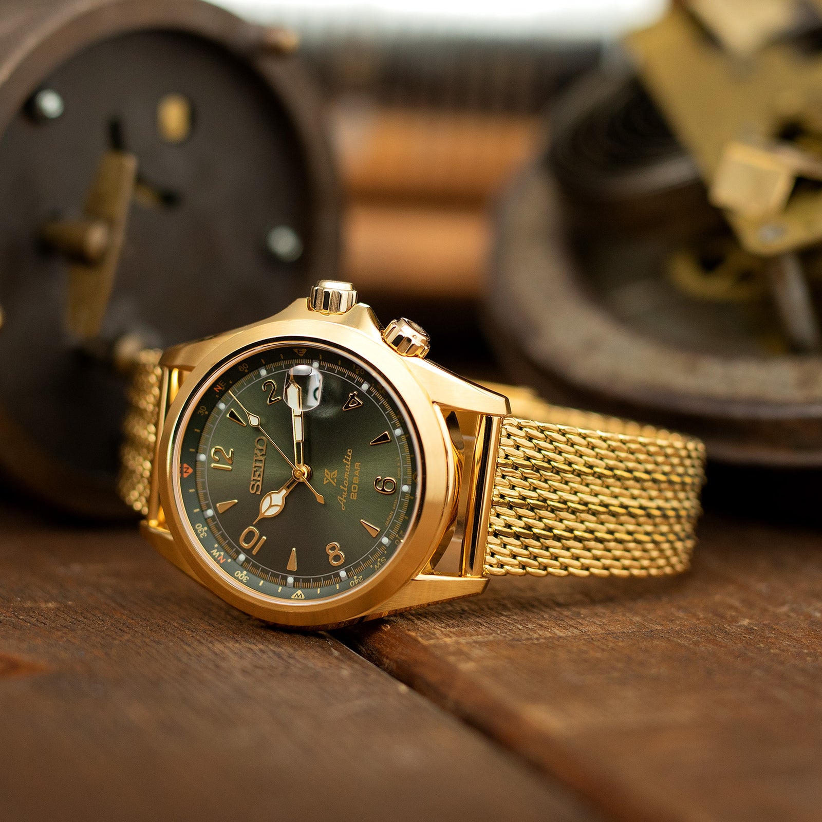 20mm Milanese Bony Wire Mesh Band, Polished IP Gold - Strapcode