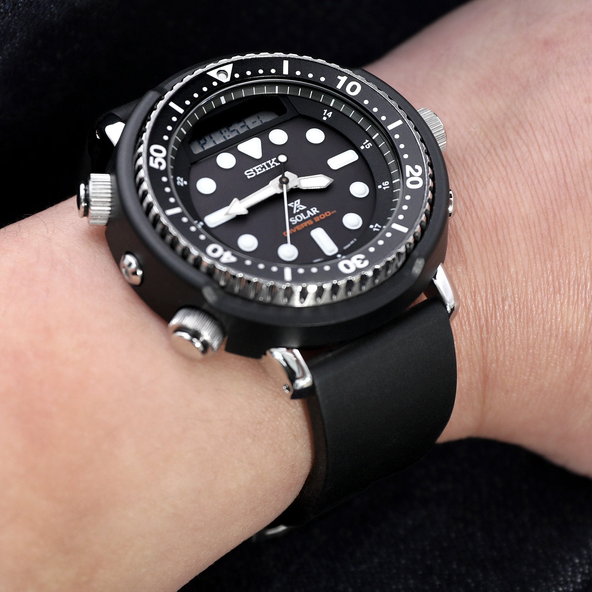 Seiko Prospex Arnie Re-Issue Solar Hybrid Black LCD Watch SNJ025P1 Strapcode Watch Bands