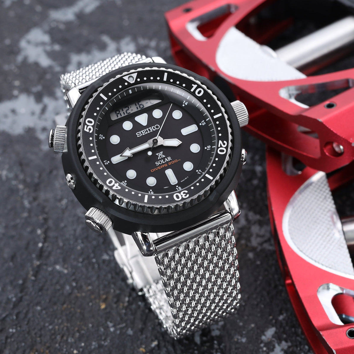 Seiko Prospex Arnie Re-Issue Solar Hybrid Black LCD Watch SNJ025P1 Strapcode Watch Bands