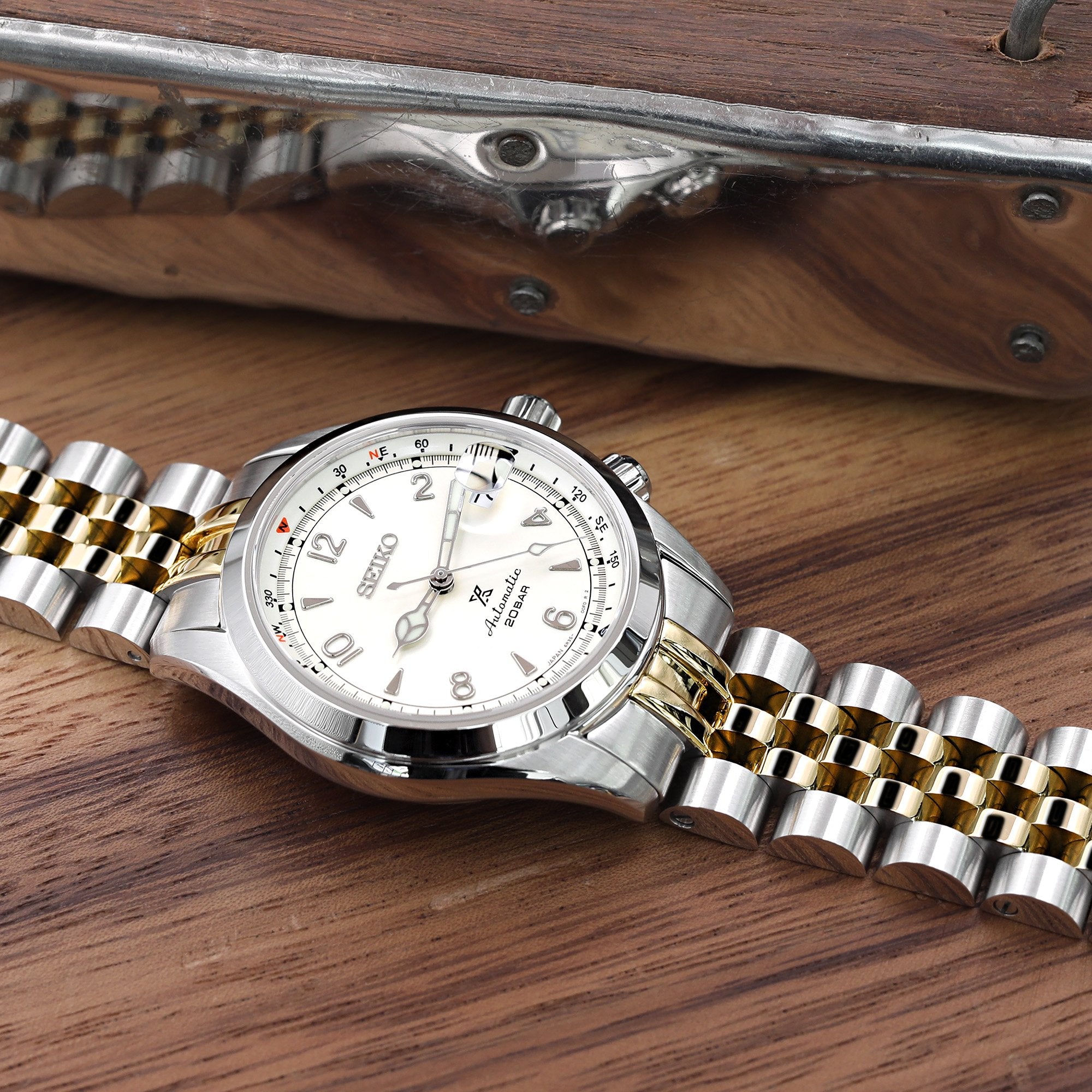 BRACELET MONTRE CUIR 16 MM MARRON BOUCLE DOREE BRACELET MONTRE CUIR 16 MM MARRON BOUCLE DOREE