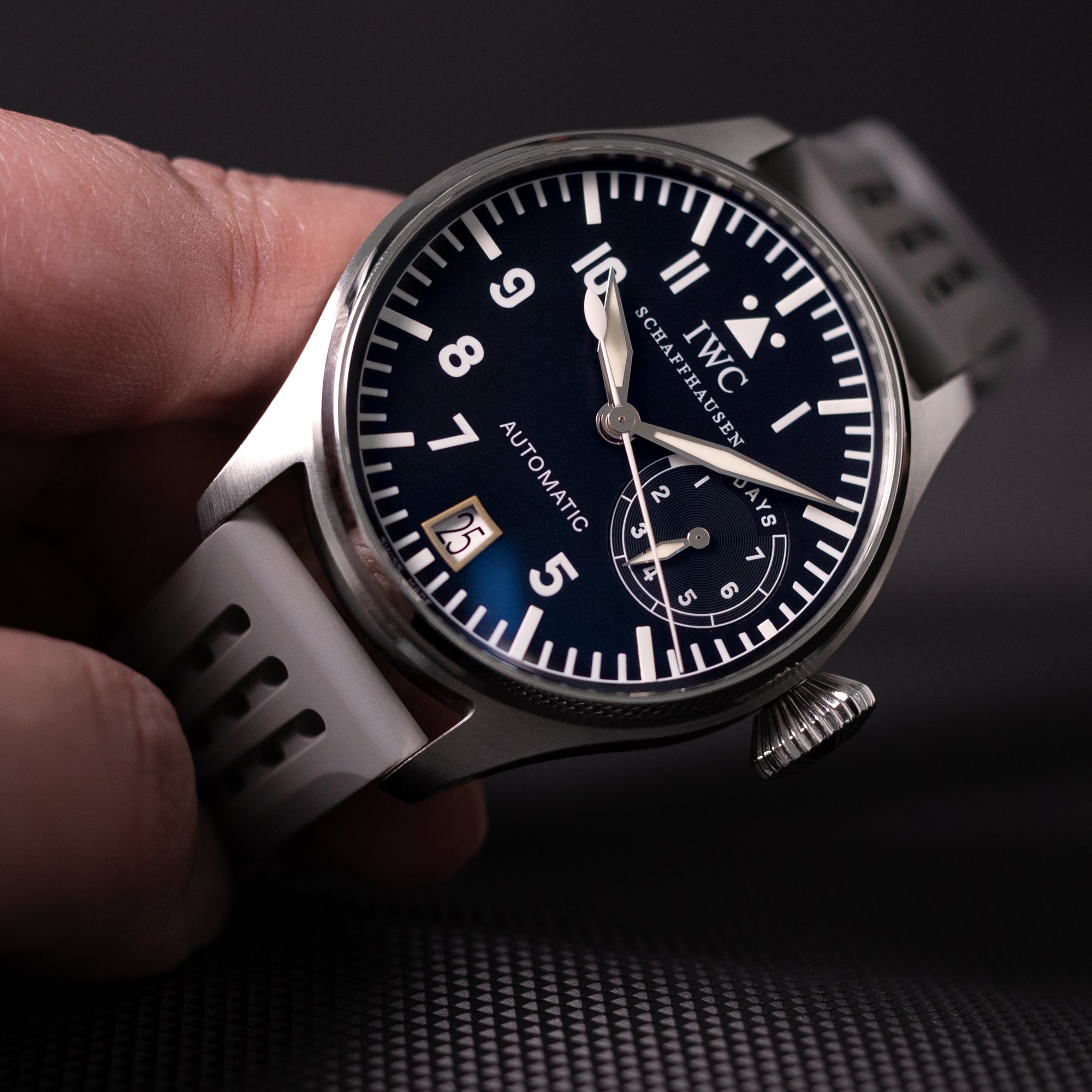 IWC Big Pilot watch 5002 46mm 7 Day Power Reserve