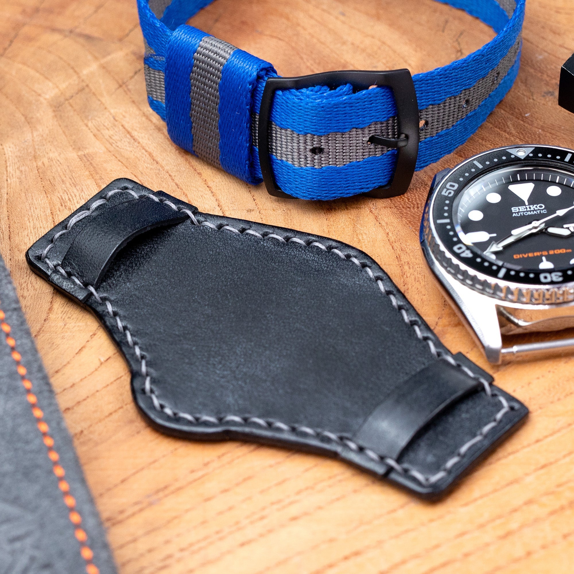 Black Geniune Calf Leather BUND Pad for 20mm or 22mm Watch Straps, Grey Wax Stitching