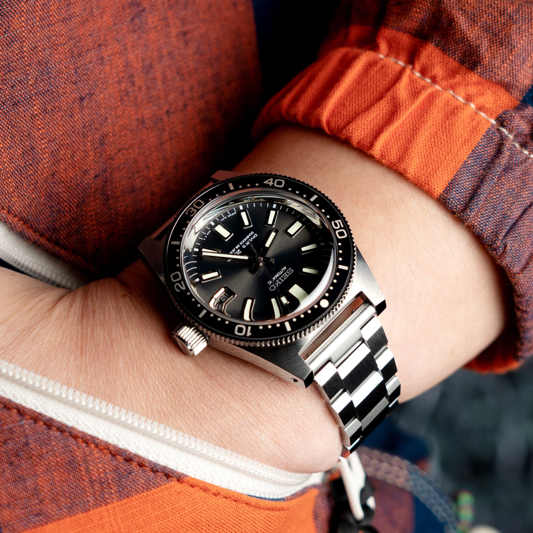 Bargain Luxury Stainless Steel 19 mm Watch Band U13616G1_K0032019