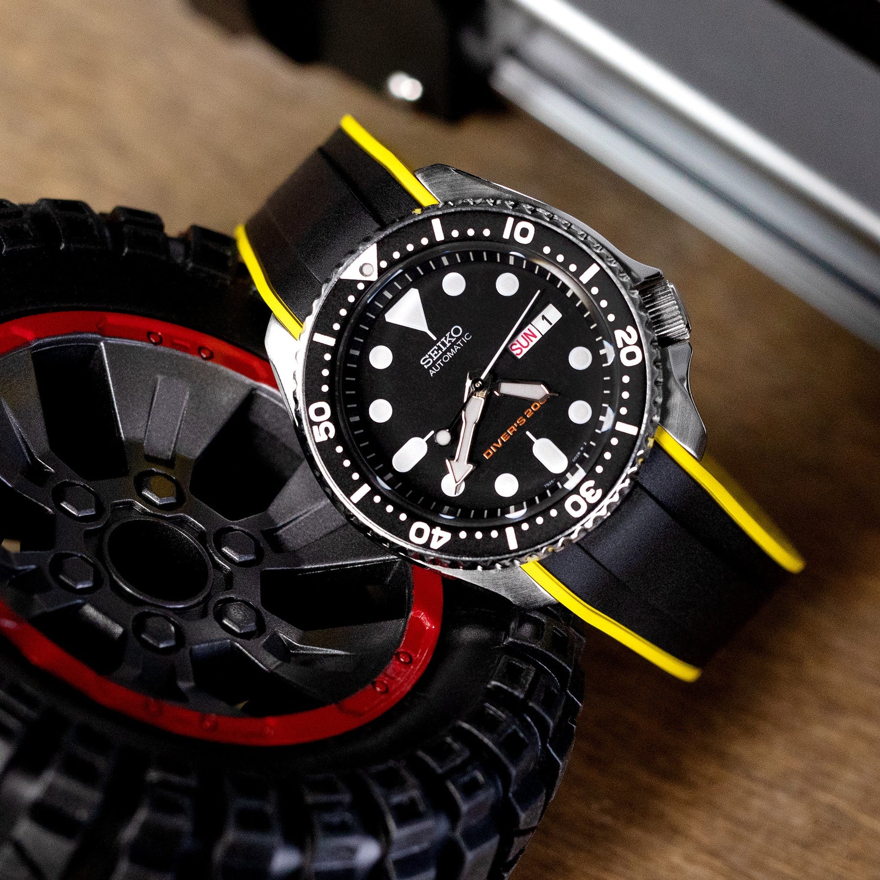 Wholesale Elegant Rubber Watch Strap Replacement SKX171K2_K0007926